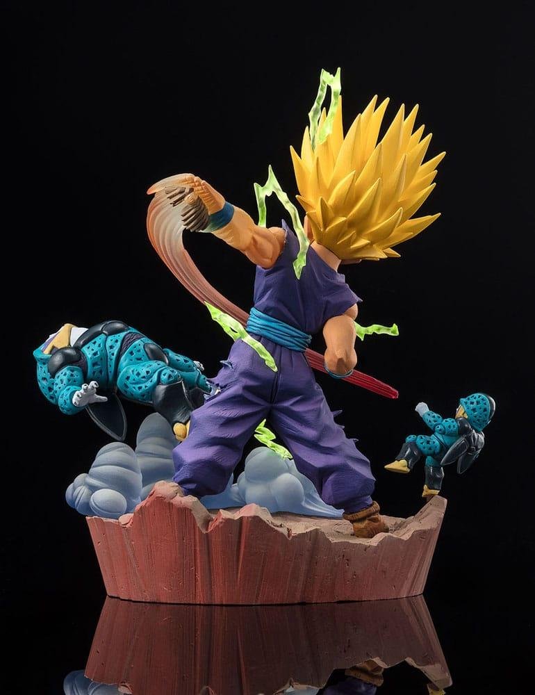 Statuette Dragon Ball Z - Gohan "Anger Exploding" FiguartsZERO (20cm) – Image 5